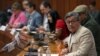 El jefe de la delegación del ELN, Pablo Beltrán, en las negociaciones de paz en México, entre el gobierno colombiano y esa organización guerrillera. (Luis Cortez/AFP))
