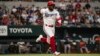 Adolis García, de los Rangers de Texas, en juego contra los Astros de Houston, el 3 de julio. (AP/Emil T. Lippe)