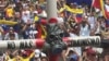 Miles de venezolanos se congregaron en el Bayfront Park de Miami para respaldar la victoria de la oposición en las elecciones del 28 de julio en 2024 en Venezuela.