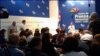 Periodistas extranjeros acreditados en Cuba durante una conferencia en el Centro de Prensa Internacional.