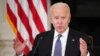 El presidente de los Estados Unidos, Joe Biden, habla durante una reunión con líderes cubanoamericanos en el Comedor Estatal de la Casa Blanca en Washington, DC
