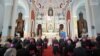 Misa en el Santuario de la Virgen de la Caridad del Cobre, en Santiago de Cuba a la que asistió el papa Benedicto XVI en 2012. OSSERVATORE ROMANO / VATICAN / AFP