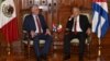 López Obrador y Díaz-Canel posan para los periodistas. Foto Archivo AFP/Presidencia de Cuba.