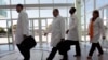 Médicos cubanos en Brasilia en un entrenamiento previo a incorporarse al programa Mais Médicos.