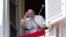 El Papa Francisco durante el rezo del Angelus, en el Vaticano, el 21 de agosto de 2022. (Handout/Reuters).