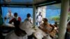 Un kiosco en Artemisa (REUTERS/Alexandre Meneghini).
