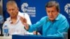 Pablo Beltrán (derecha) y Aureliano Carbonell durant euna rueda de prensa en La Habana en agosto de 2018.
