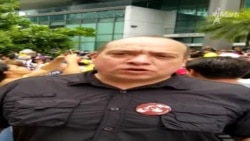 El abogado José Amalio Graterol en la protesta ante el Consulado venezolano en Miami este 20 de mayo. El abogado José Amalio Graterol en la protesta ante el Consulado venezolano en Miami este 20 de mayo.