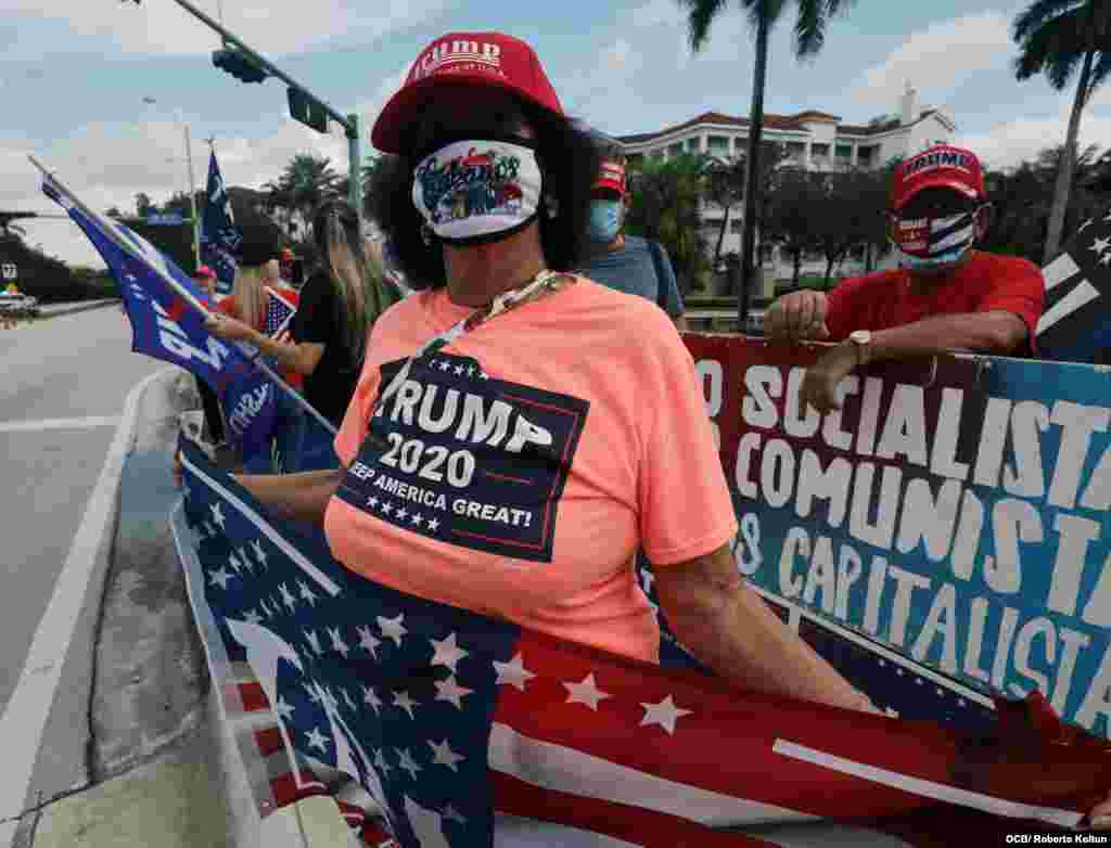 Exiliados cubanos, nicaragüenses y venezolanos dan calurosa bienvenida al presidente Donald Trump, durante la visita que realizara en la mañana de este viernes a la ciudad del Doral.
